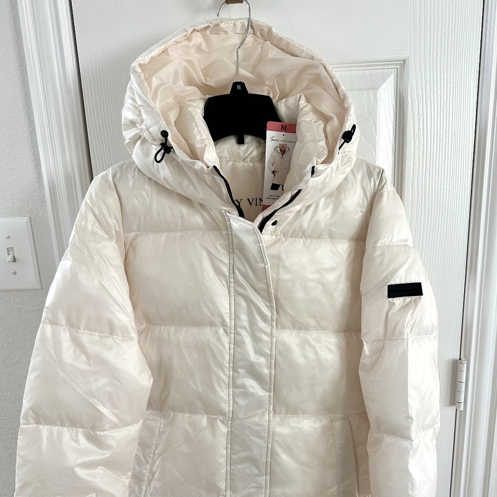 NEW!! VINCE CAMUTO PUFFER JACKET
